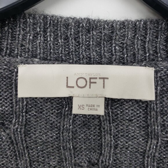 3/$25 LOFT Cable Knit Metallic Sparkle Sweater XS Wool Cotton Blend V Neck Gray - Picture 3 of 7